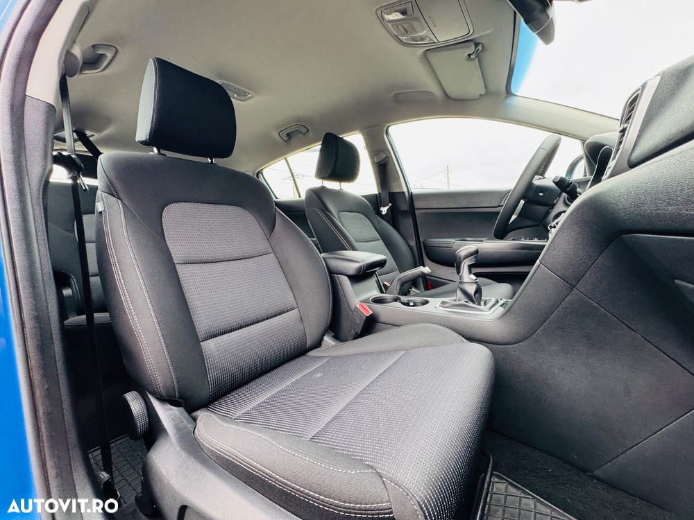 Kia Sportage 1.6 CRDI AWD VISION - 19