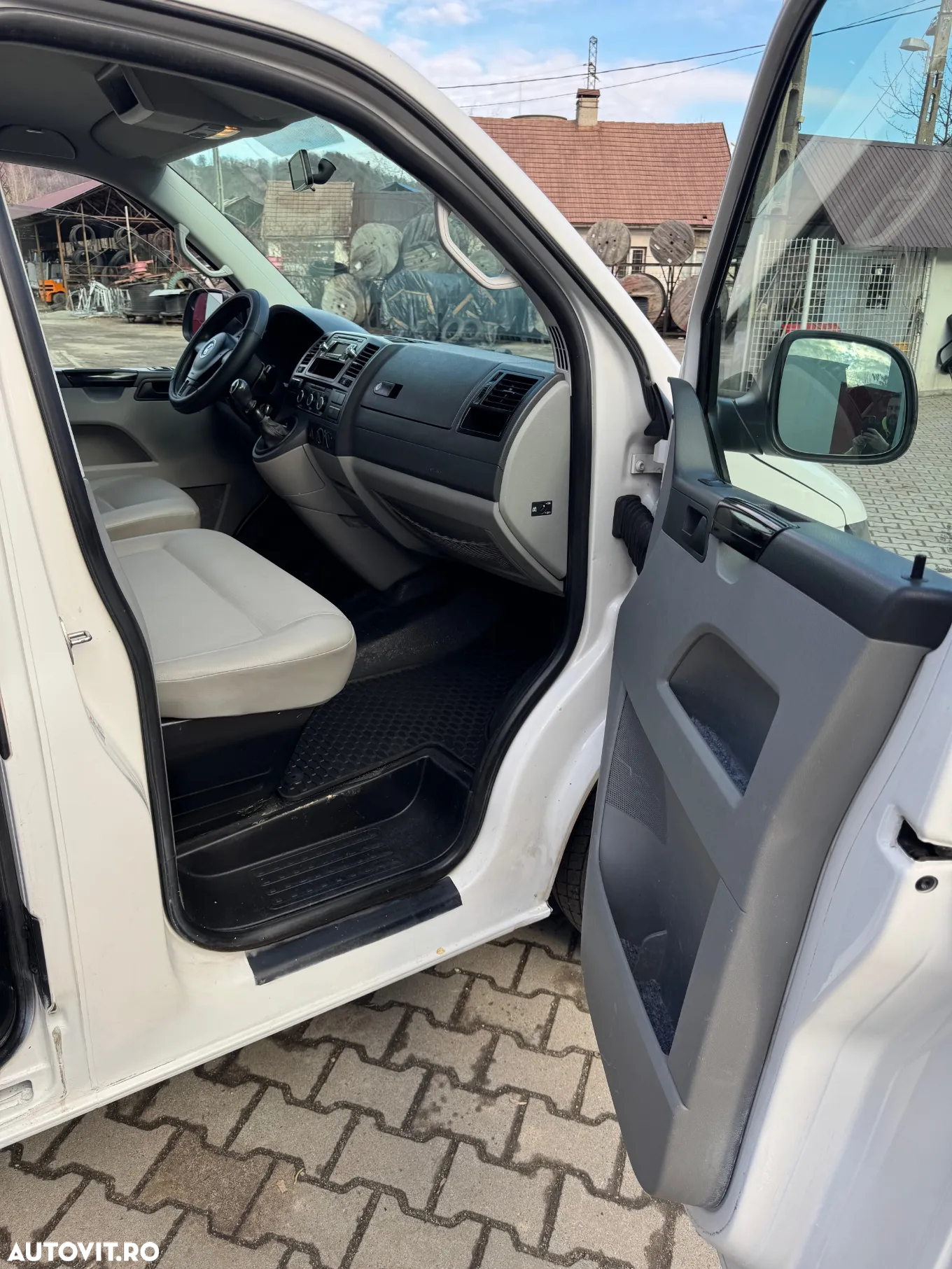 Volkswagen Transporter - 6