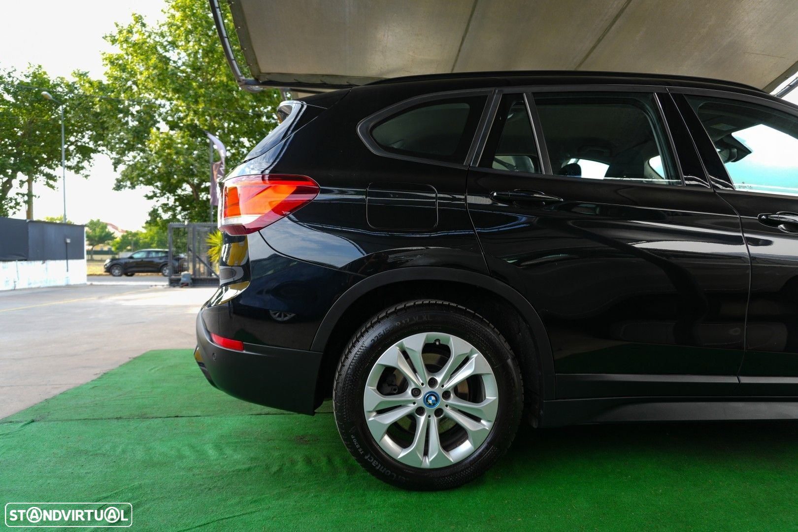 BMW X1 xDrive25e - 10