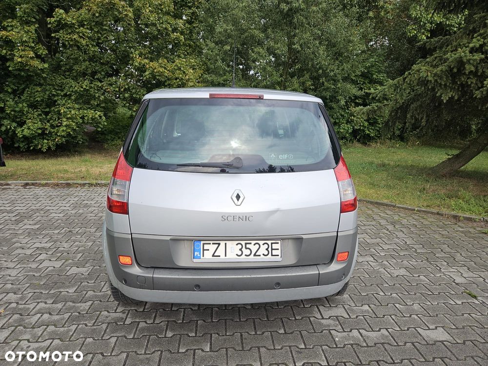 Renault Scenic - 8
