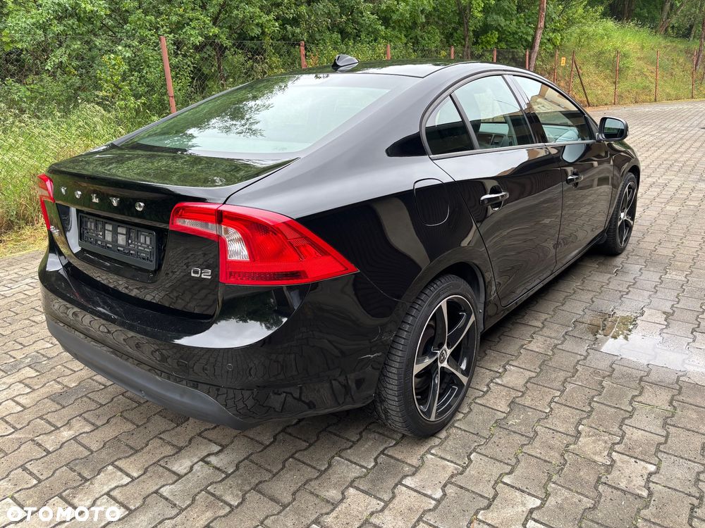 Volvo S60 D3 Drive-E Momentum - 15