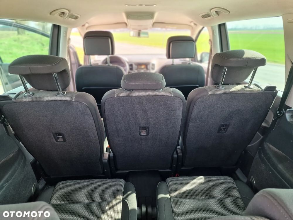 Volkswagen Sharan 2.0 TDI DSG BlueMotion Technology Trendline - 17