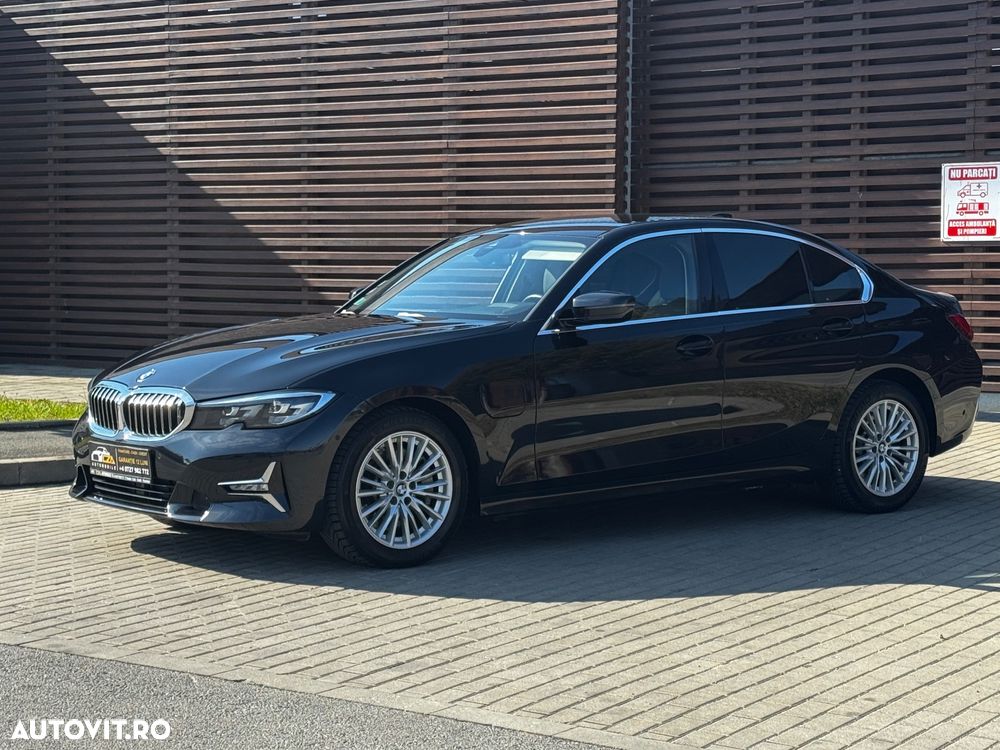 BMW Seria 3 330e Aut. Luxury Line - 6