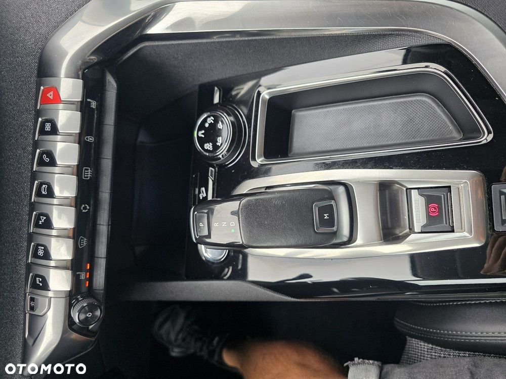 Peugeot 3008 2.0 BlueHDi GT S&S EAT8 - 31