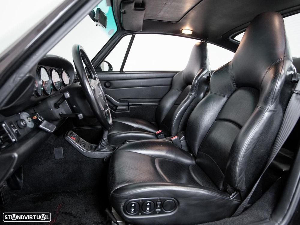 Porsche 911 (993) Coupé 3.6 Turbo - 7