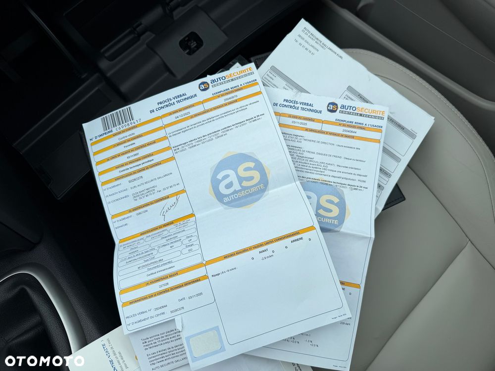 Nissan Qashqai 2.0 dCi 4 x 4 DPF tekna - 20