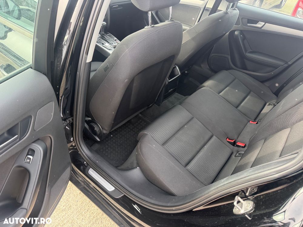 Audi A4 2.0 TDI DPF multitronic Attraction - 10
