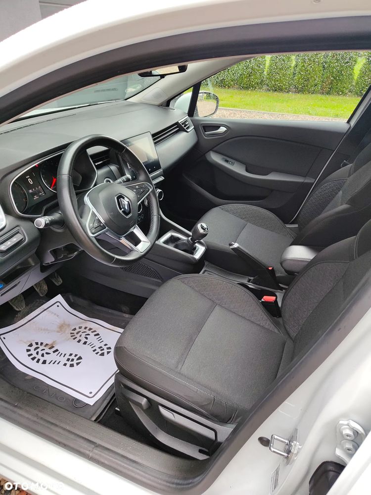 Renault Clio - 7
