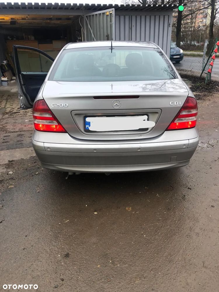 Mercedes-Benz Klasa C 200 T CDI Classic DPF - 4