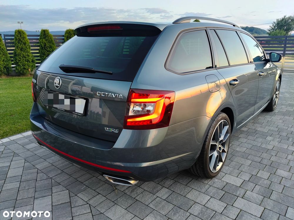 Skoda Octavia 2.0 TDI RS - 21