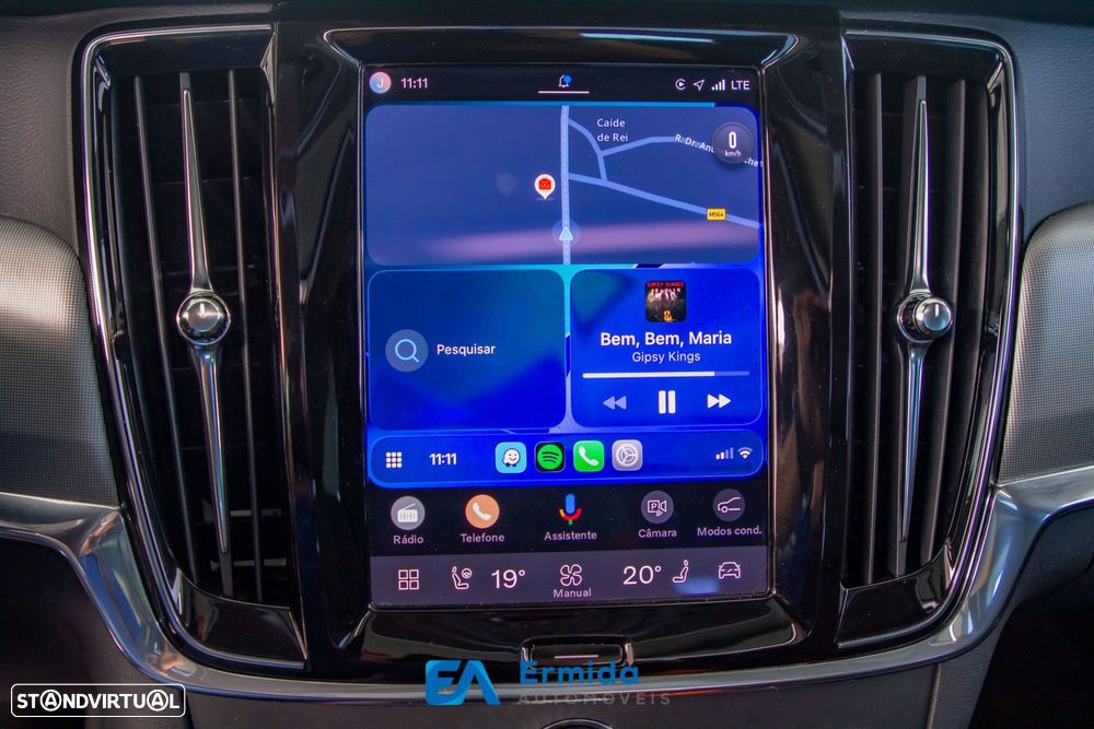 Volvo V90 2.0 T6 PHEV R-Design AWD - 32