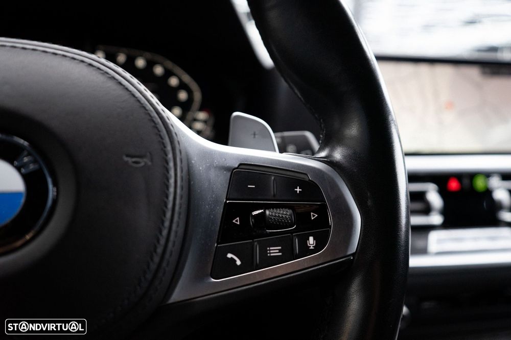 BMW 320 d Touring Pack M Shadow Auto - 53