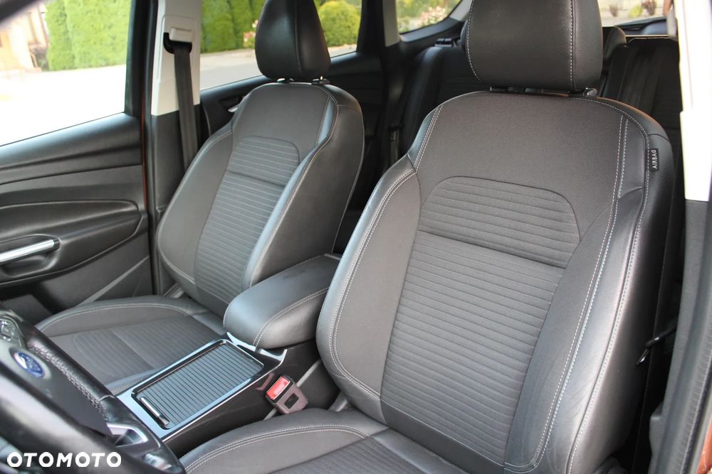 Ford Kuga - 21
