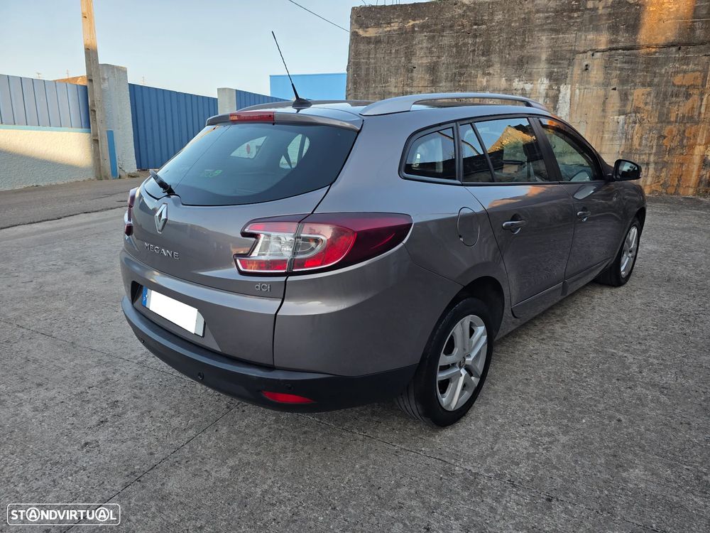 Renault Mégane Sport Tourer 1.5 dCi Dynamique - 2