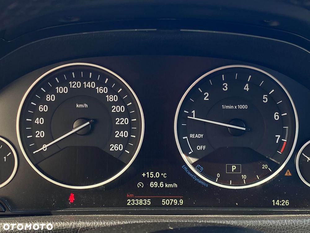 BMW Seria 3 320i GPF xDrive - 26