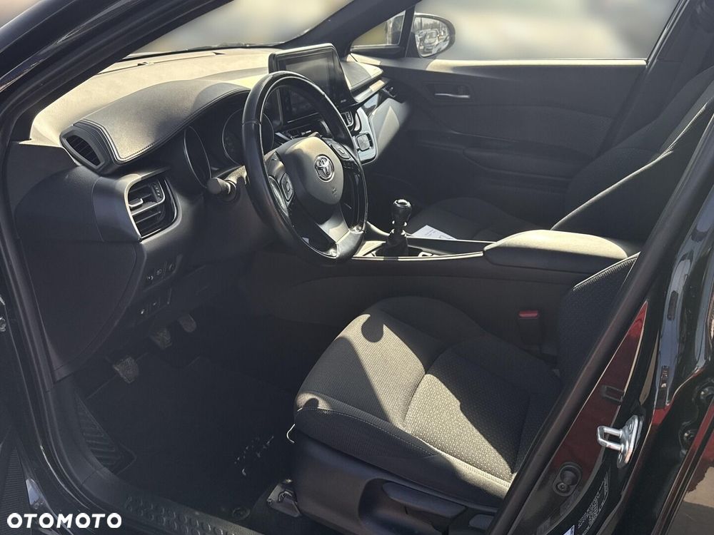 Toyota C-HR 1.2 T GPF Premium - 10