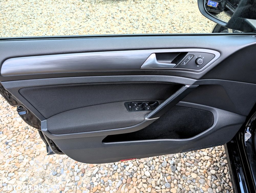 Volkswagen Golf 1.6 TDI DSG Comfortline - 10
