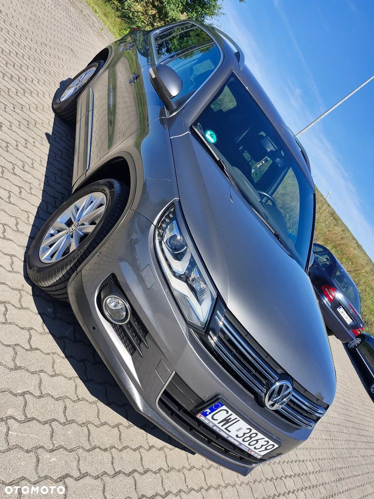 Volkswagen Tiguan 2.0 TDI DPF 4Motion Track & Avenue - 17