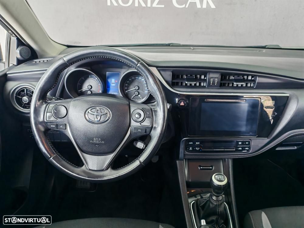 Toyota Auris Touring Sports 1.4 D-4D Comfort+Pack Sport - 12