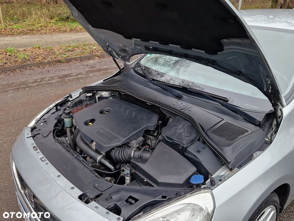 Volvo S60 D2 Summum - 7