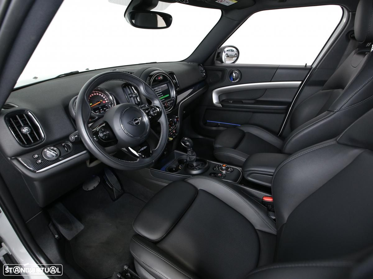 MINI Countryman Cooper SE ALL4 Auto - 7