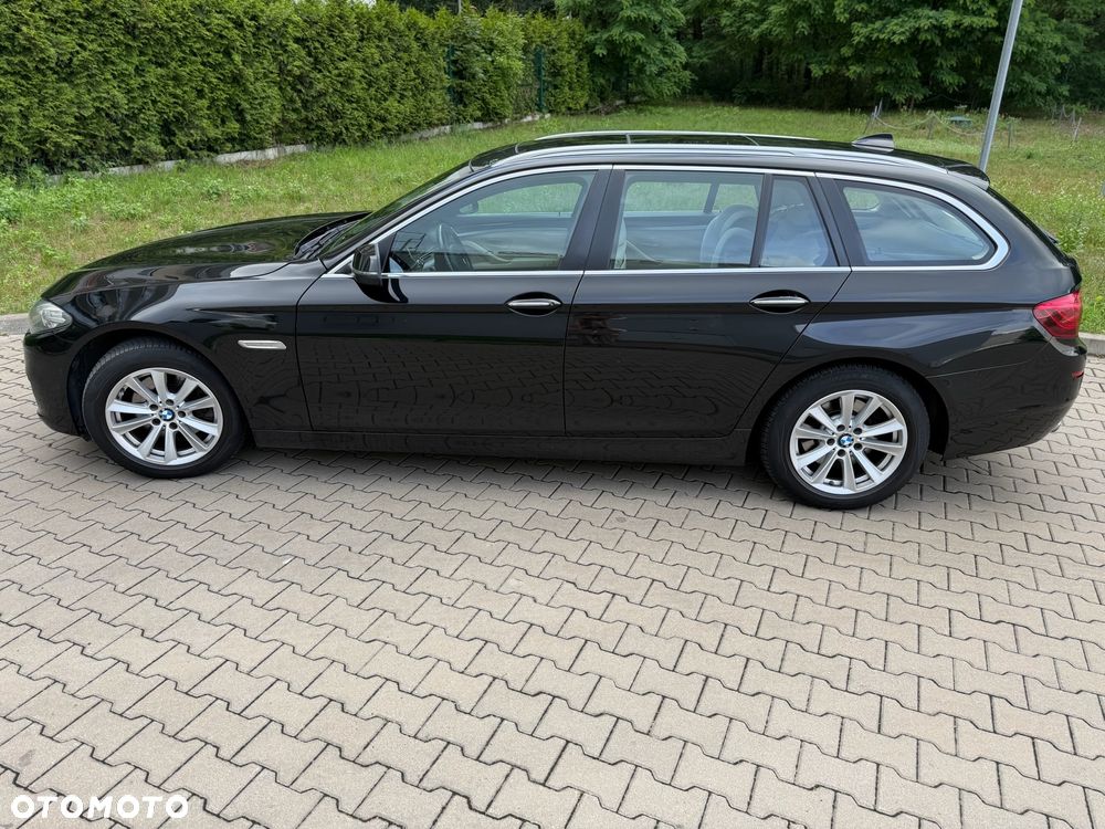 BMW Seria 5 520d xDrive Luxury Line - 4