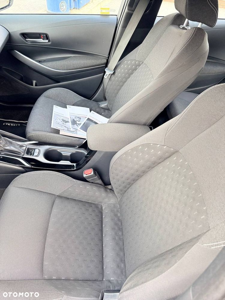 Toyota Corolla - 8