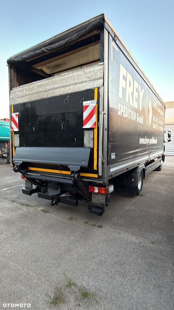 Mercedes-Benz Atego 1527 burto-firana z windą 7.2m SUPER STAN / GLOB / SYPIALNY / z Niemiec - 7