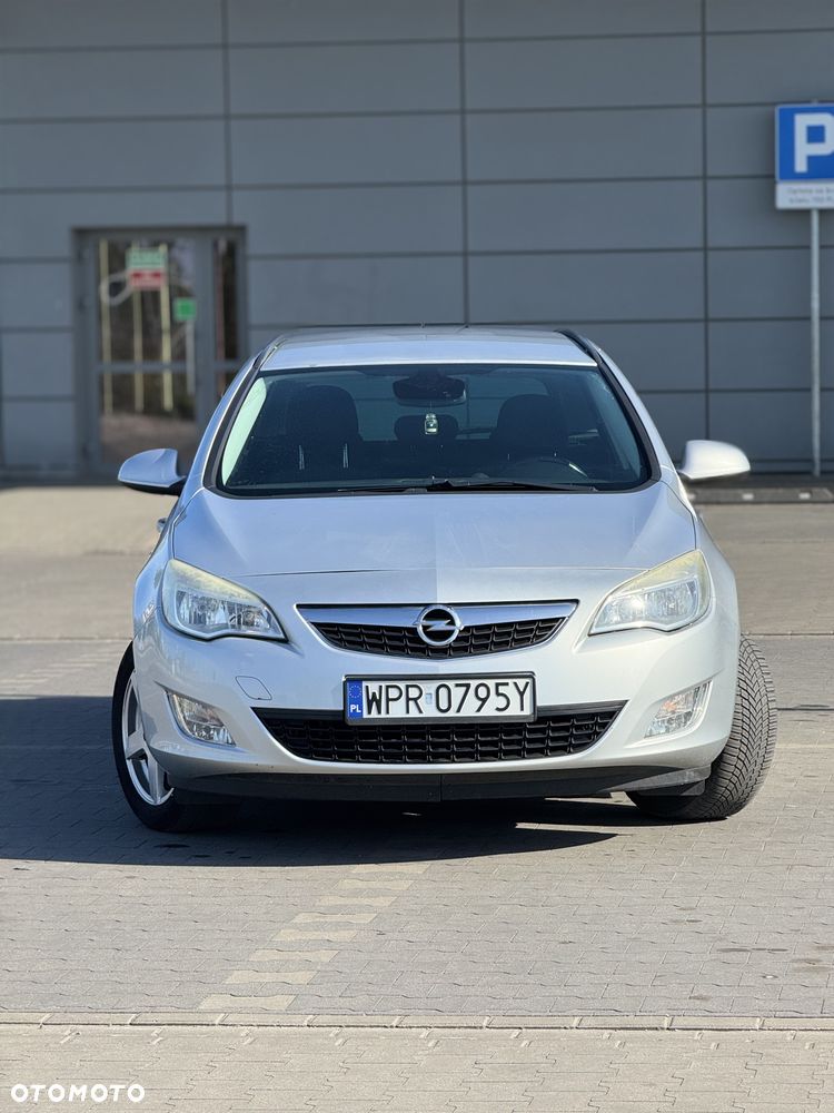 Opel Astra 1.4 Turbo Sport - 1