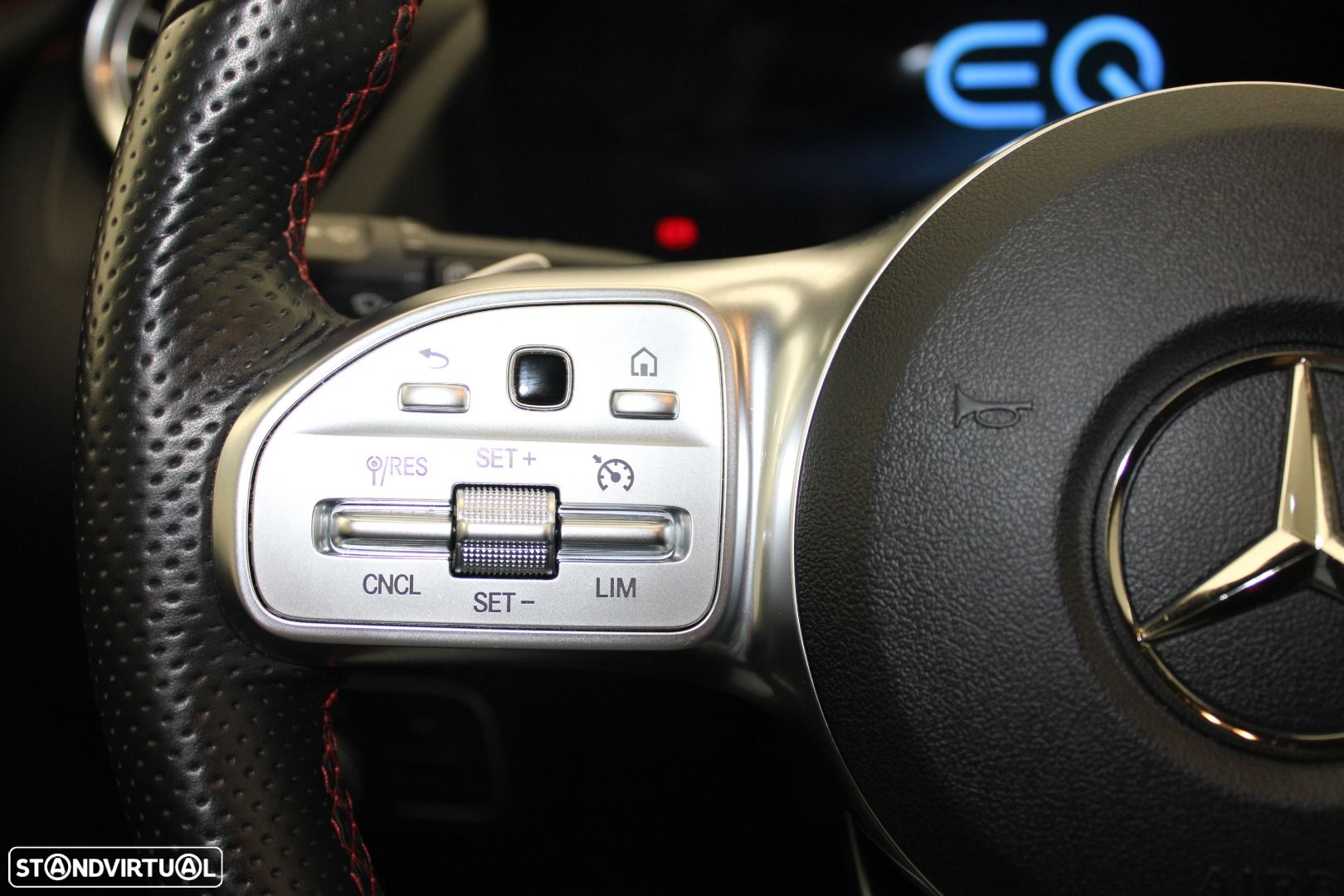 Mercedes-Benz EQA 250+ AMG Line - 12