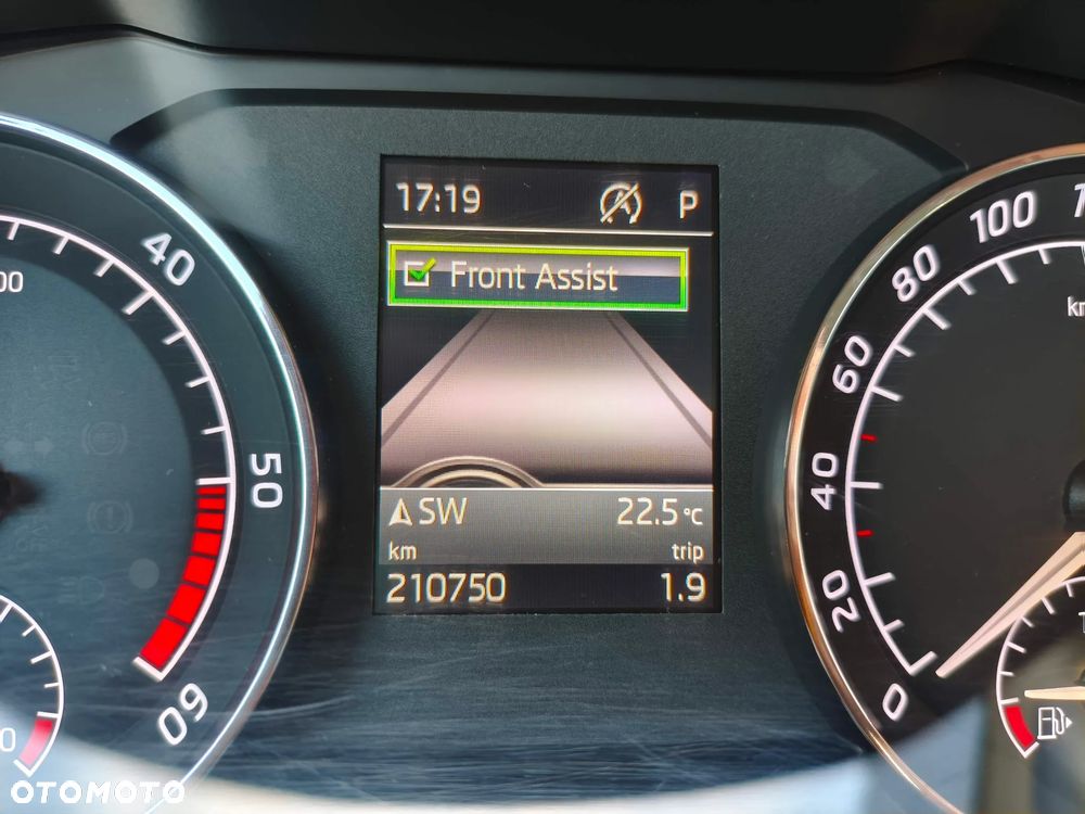 Skoda Superb 2.0 TDI DSG Style - 12