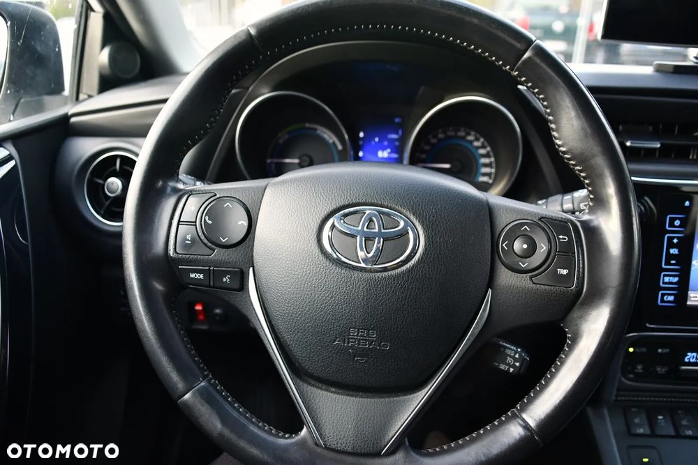 Toyota Auris 1.8 HSD Luna - 34