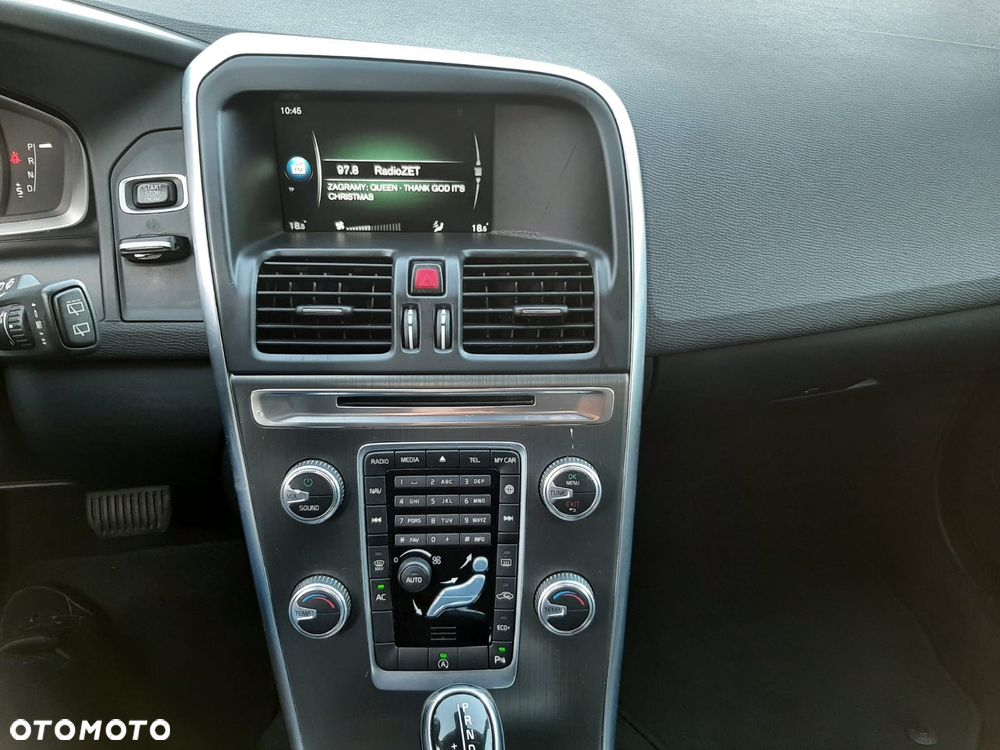 Volvo XC 60 D4 Geartronic Ocean Race - 32