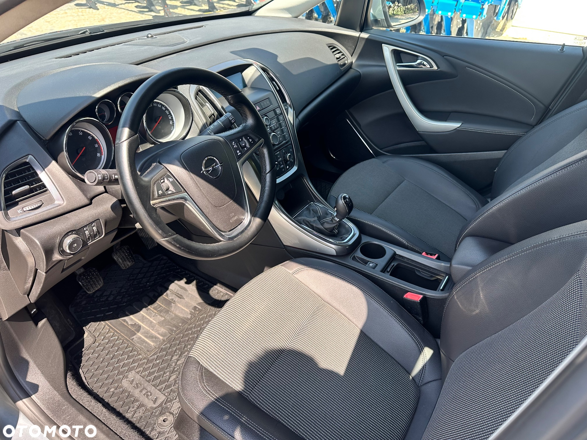 Opel Astra 1.6 Cosmo - 18