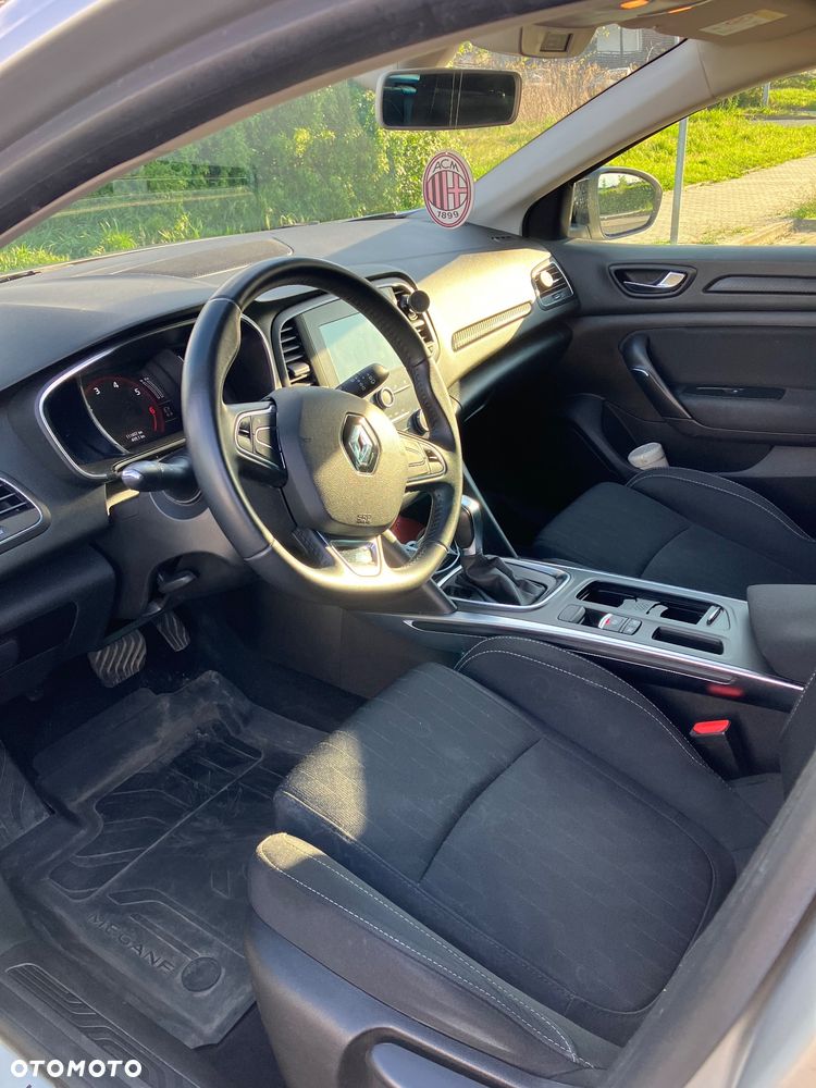 Renault Megane 1.3 TCe FAP Limited EDC - 9