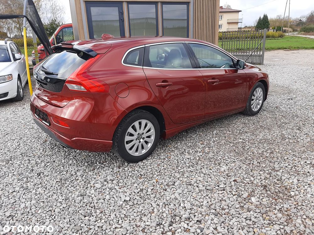 Volvo V40 D2 Summum - 3