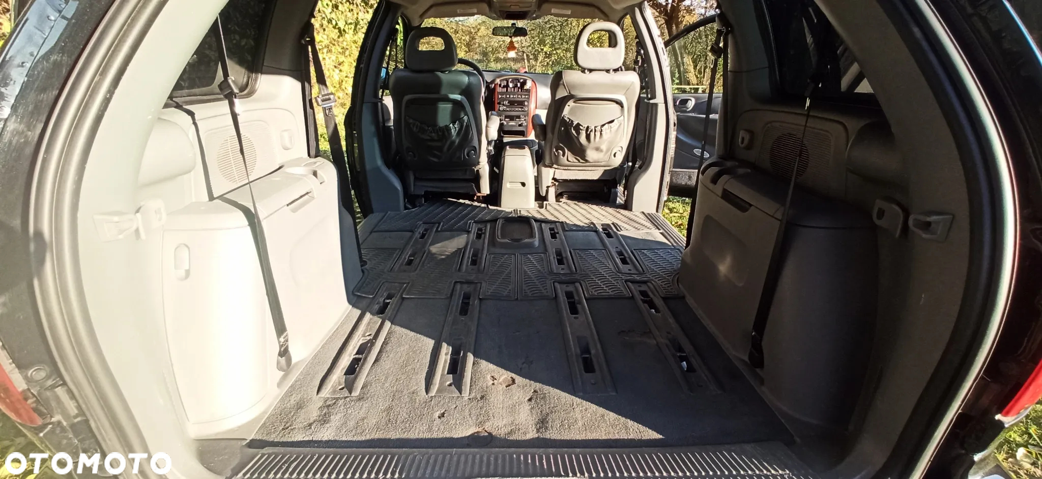 Chrysler Voyager 2.8 CRD LX - 10