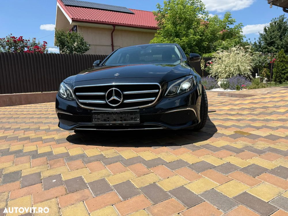 Mercedes-Benz E 200 d T 9G-TRONIC Avantgarde - 10