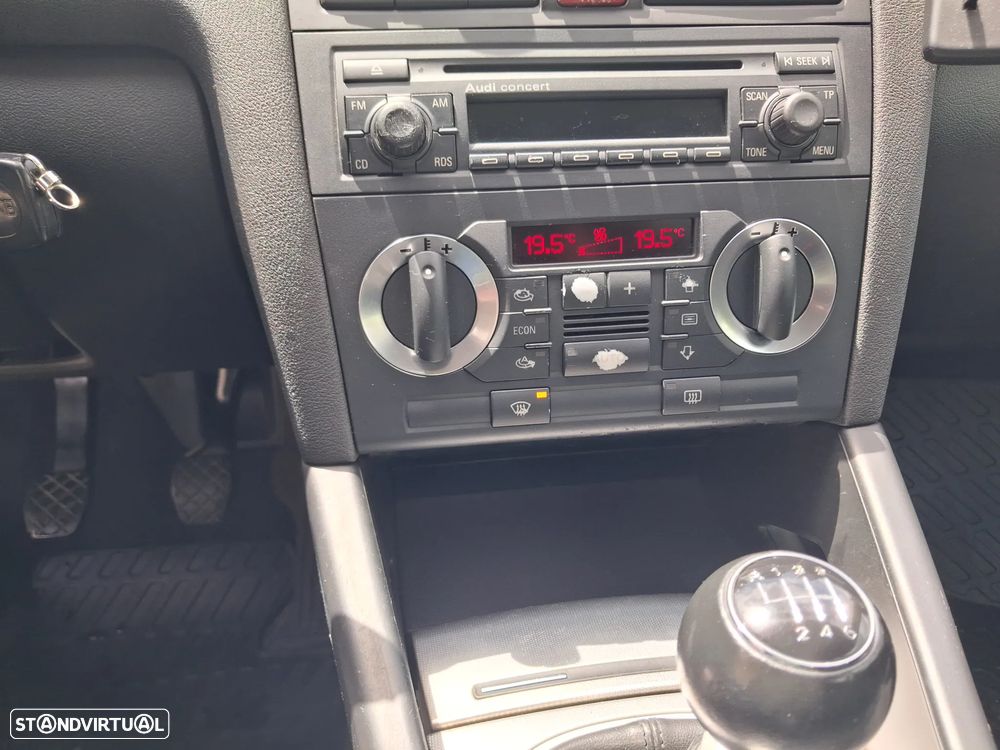 Audi A3 Sportback 2.0 TDi Sport 18 - 17