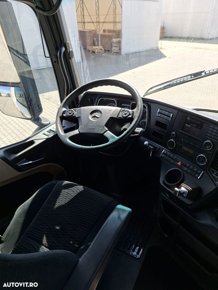 Mercedes-Benz Actros - 20