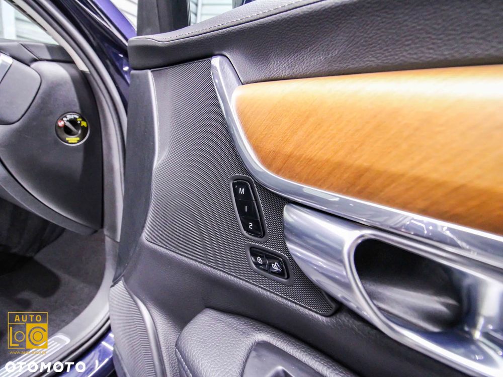 Volvo V90 D4 AWD Inscription - 34