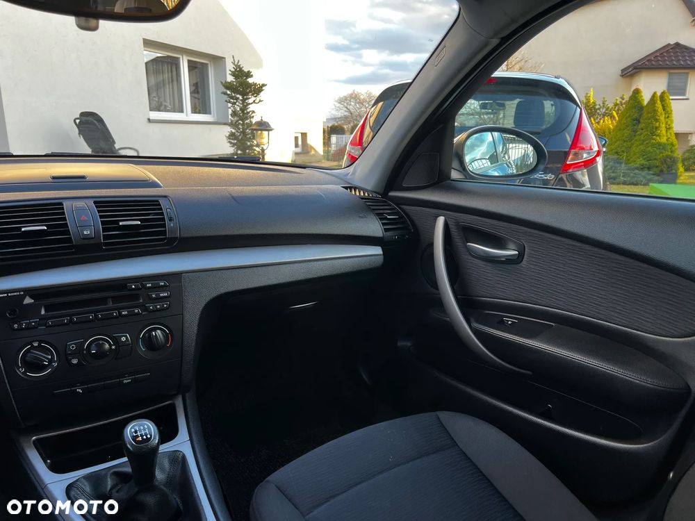 BMW Seria 1 118d - 20
