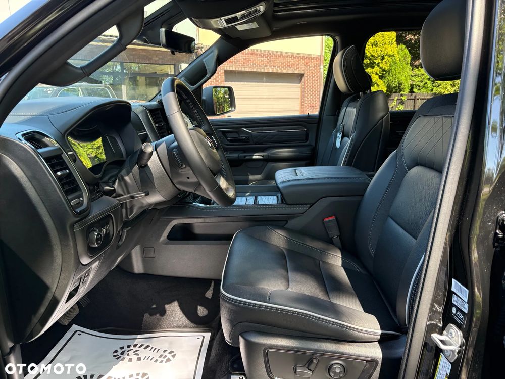 RAM 1500 - 13