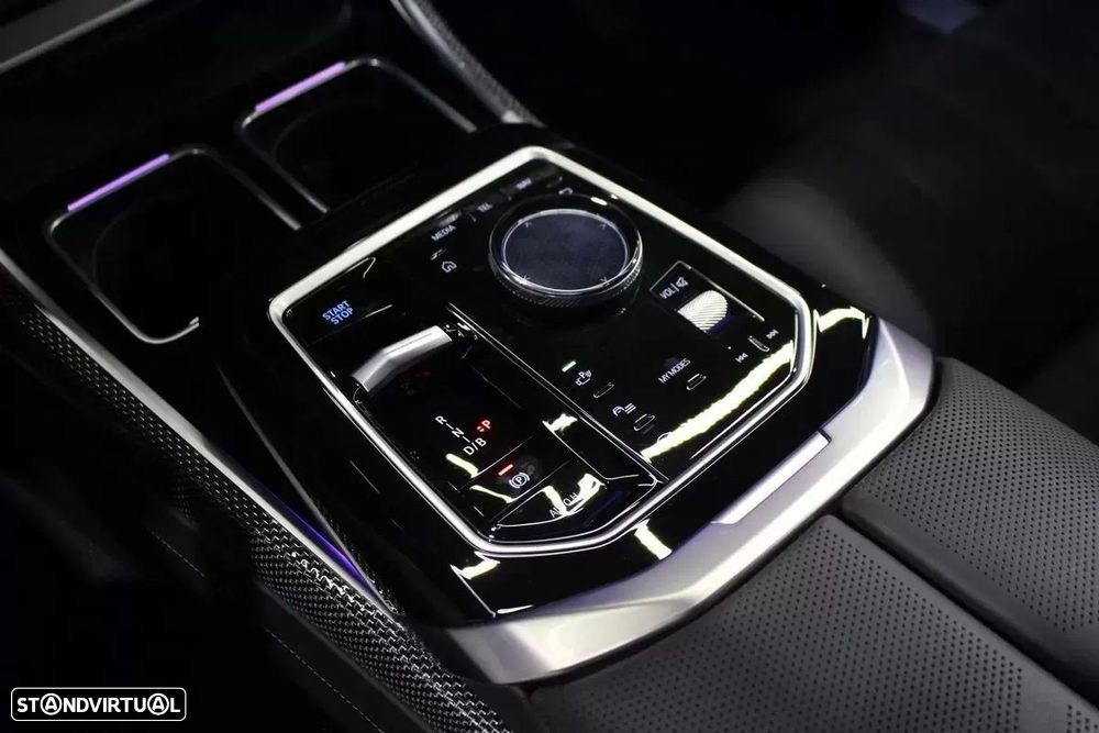 BMW i7 eDrive50 - 48