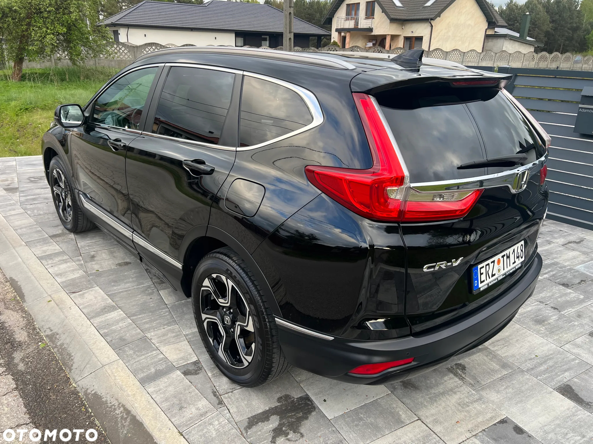 Honda CR-V e:HEV 2.0 i-MMD Hybrid 4WD Executive - 17