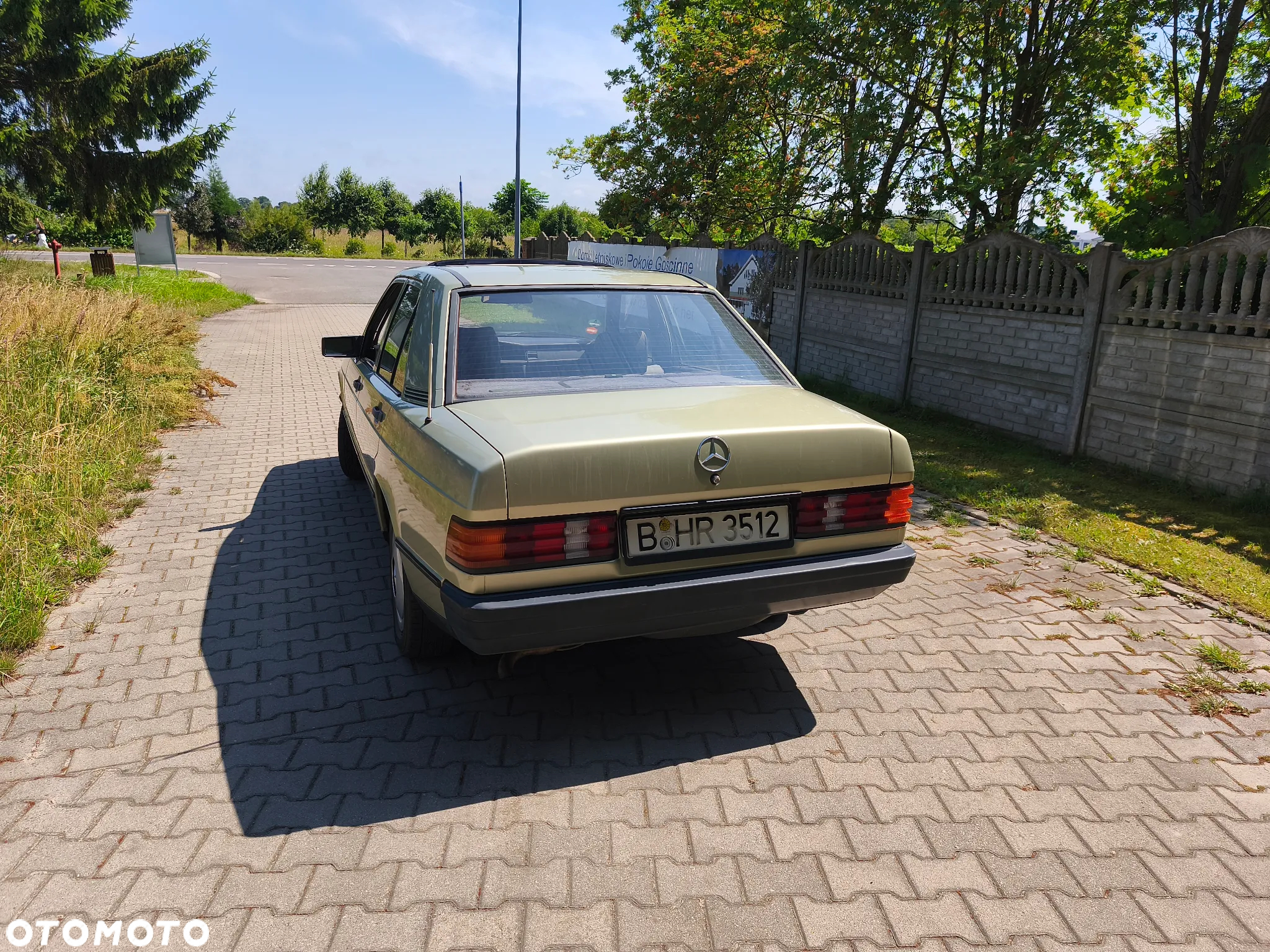 Mercedes-Benz W201 (190) - 6