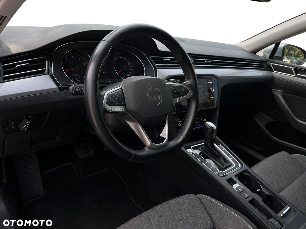 Volkswagen Passat 1.5 TSI EVO Business DSG - 12