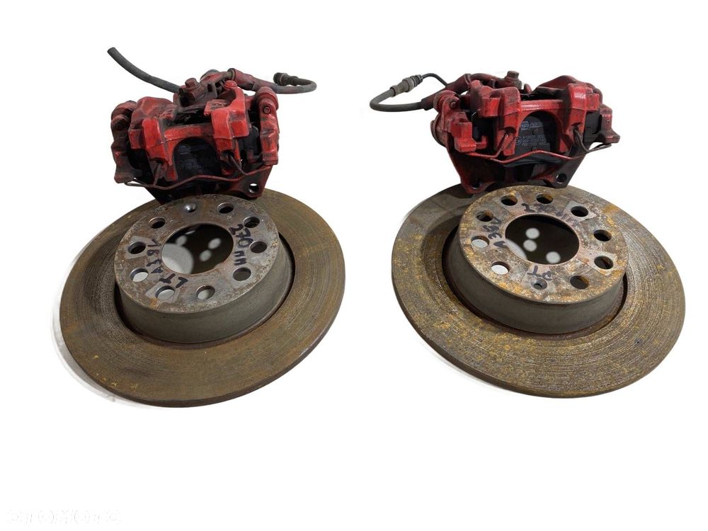 SWAP ZACISKI HAMULCOWE JARZMA TARCZE PRAWY LEWY TYŁ KOMPLET 270MM GOLF VIII Audi A3 8V 0V4 - 1