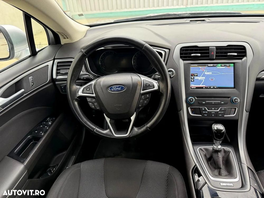 Ford Mondeo - 8