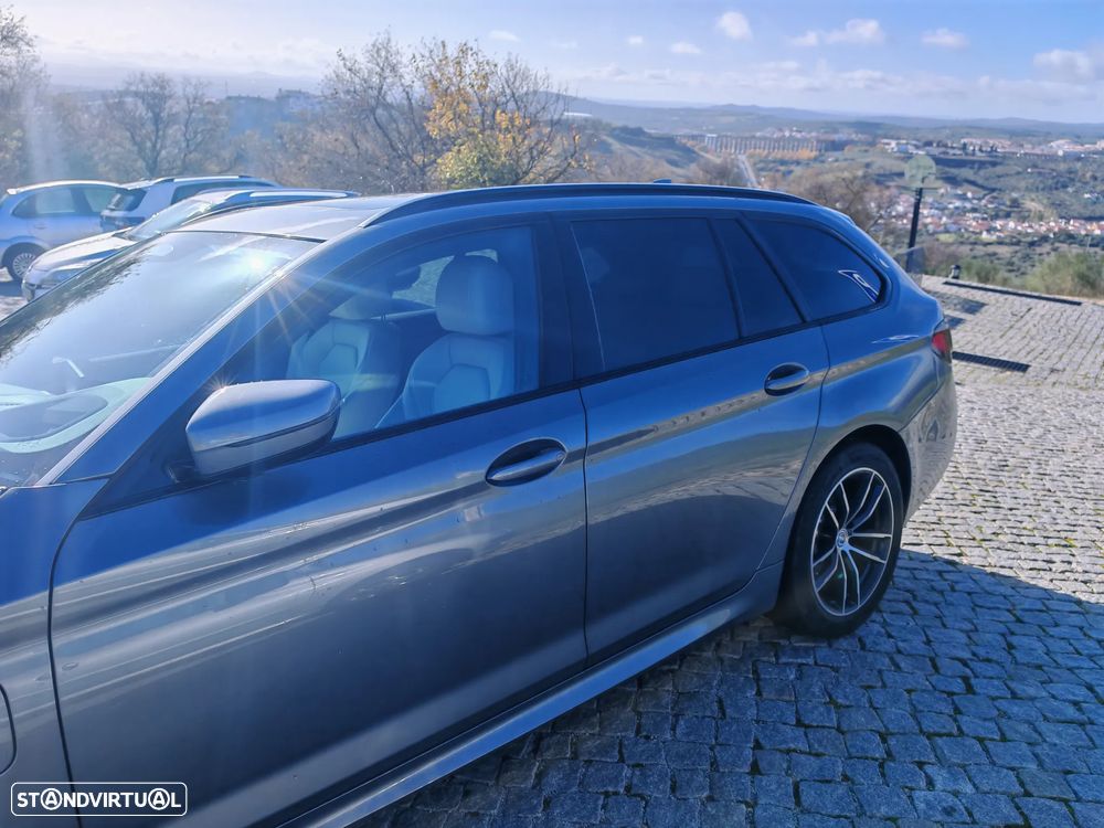 BMW 530 e Pack 50 anos M - 17